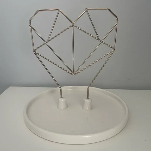 Geometric Heart Jewellery Stand - Picture 4 of 7
